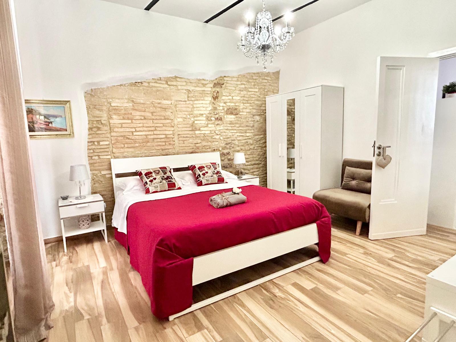 7cf69775-57e7-402e-9f75-e7a9b87573ea